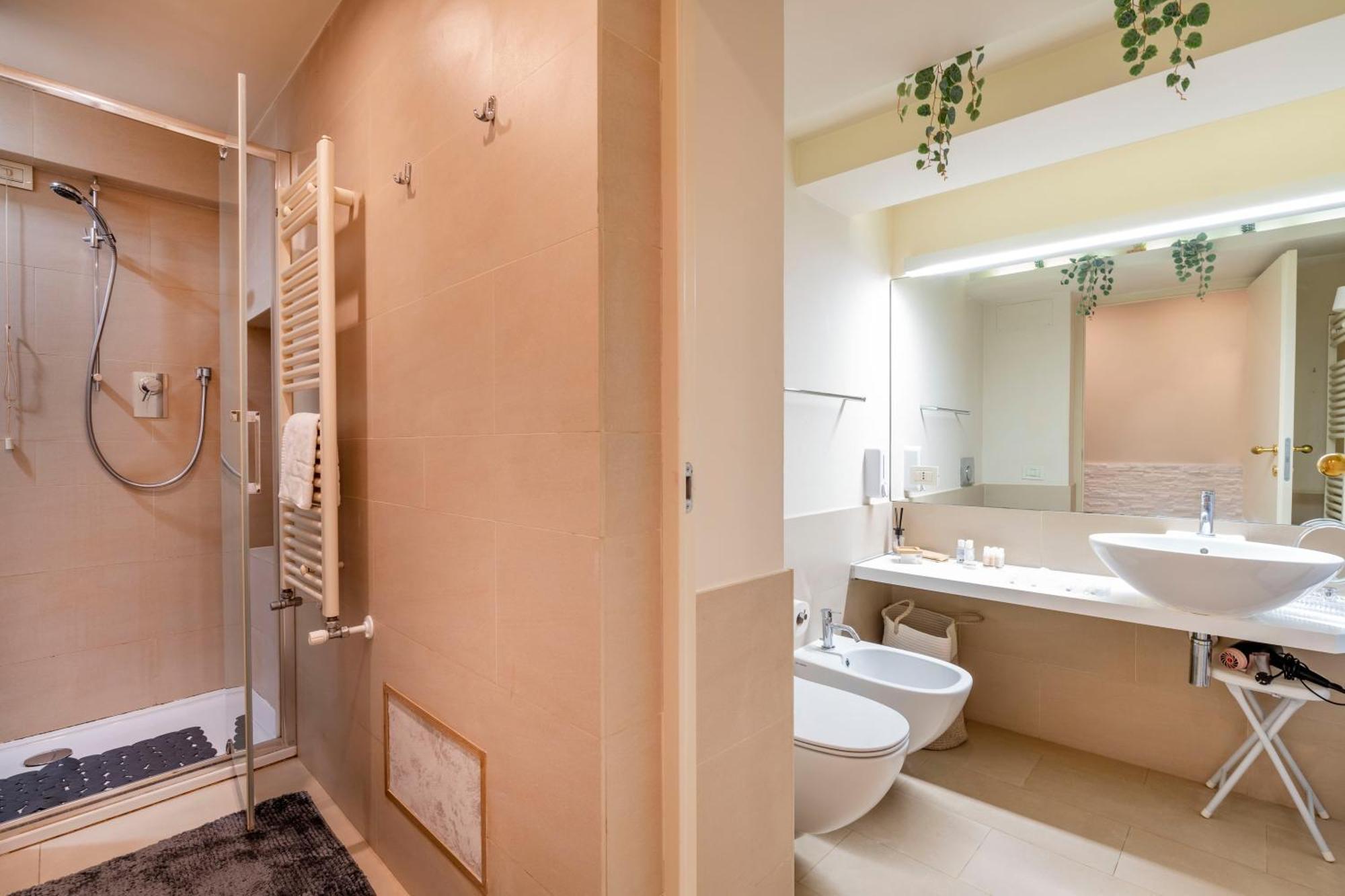 Ca' Pestrin Suite House - San Marco Square เวนิส ภายนอก รูปภาพ