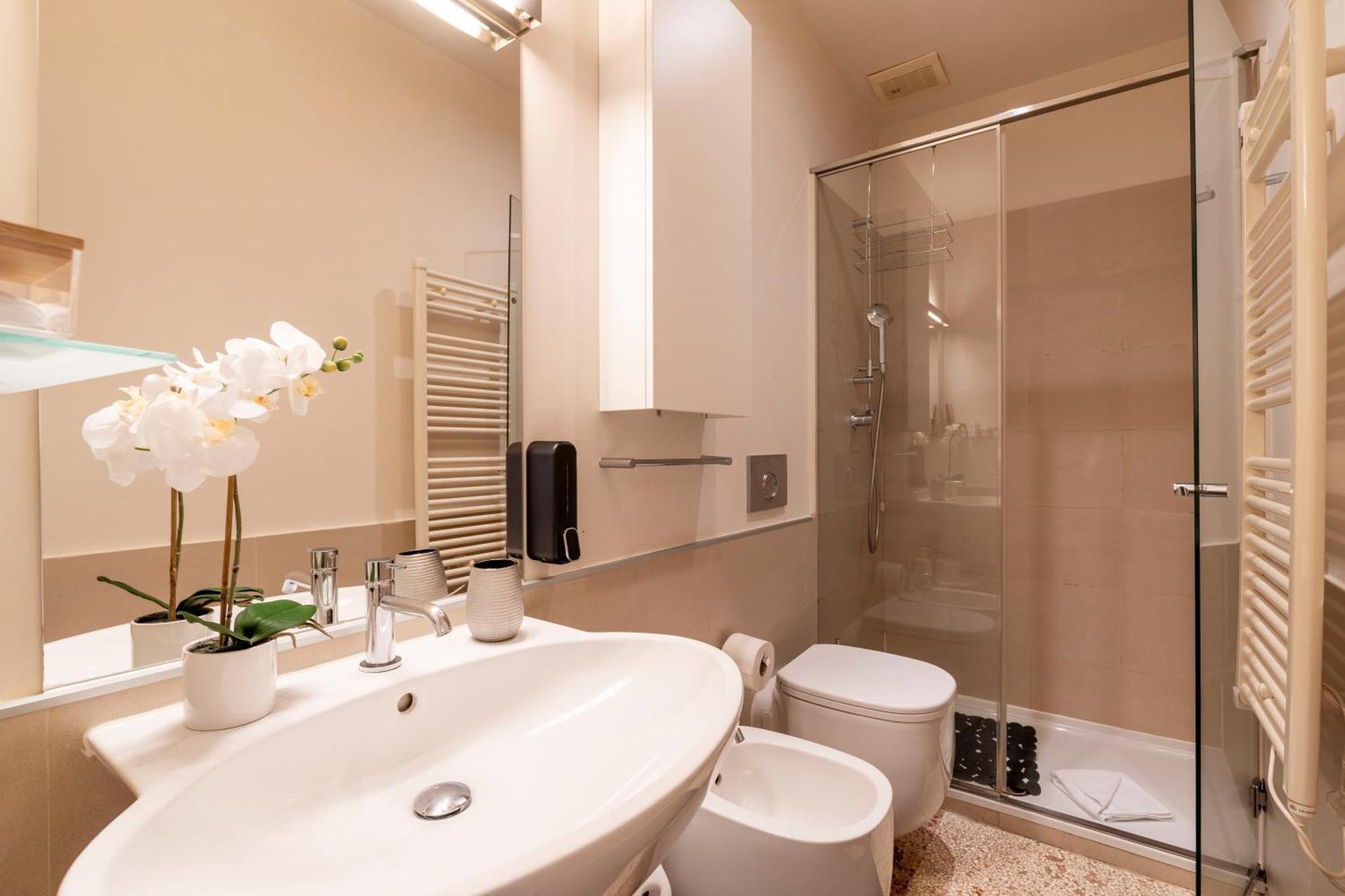 Ca' Pestrin Suite House - San Marco Square เวนิส ภายนอก รูปภาพ